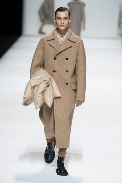 Look 42